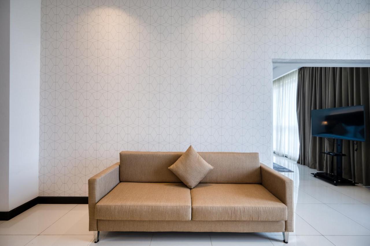 Orion City Hotel コロンボ エクステリア 写真