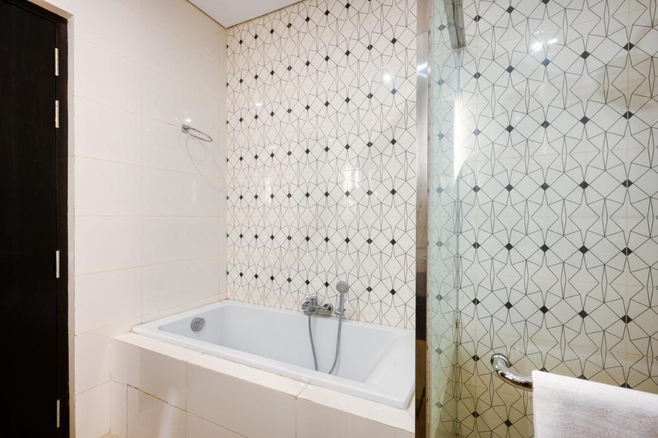 Orion City Hotel コロンボ エクステリア 写真